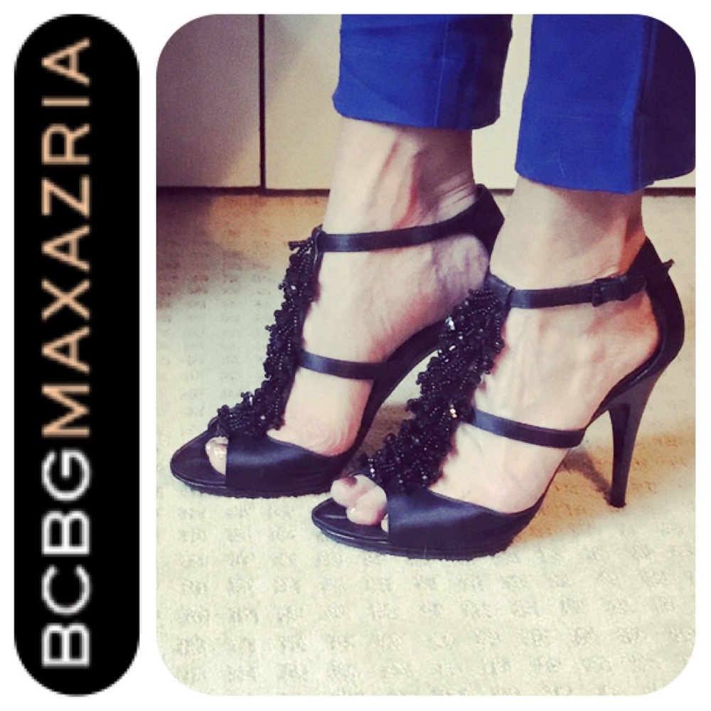 SALE🦋BCBG MAX AZRIA Beaded Fringe  Satin Heels